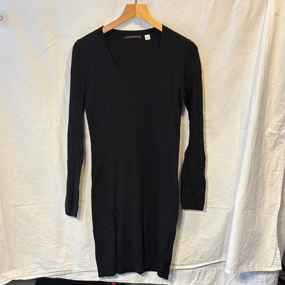 Uniqlo black vintage cashmere blend sweater dress M